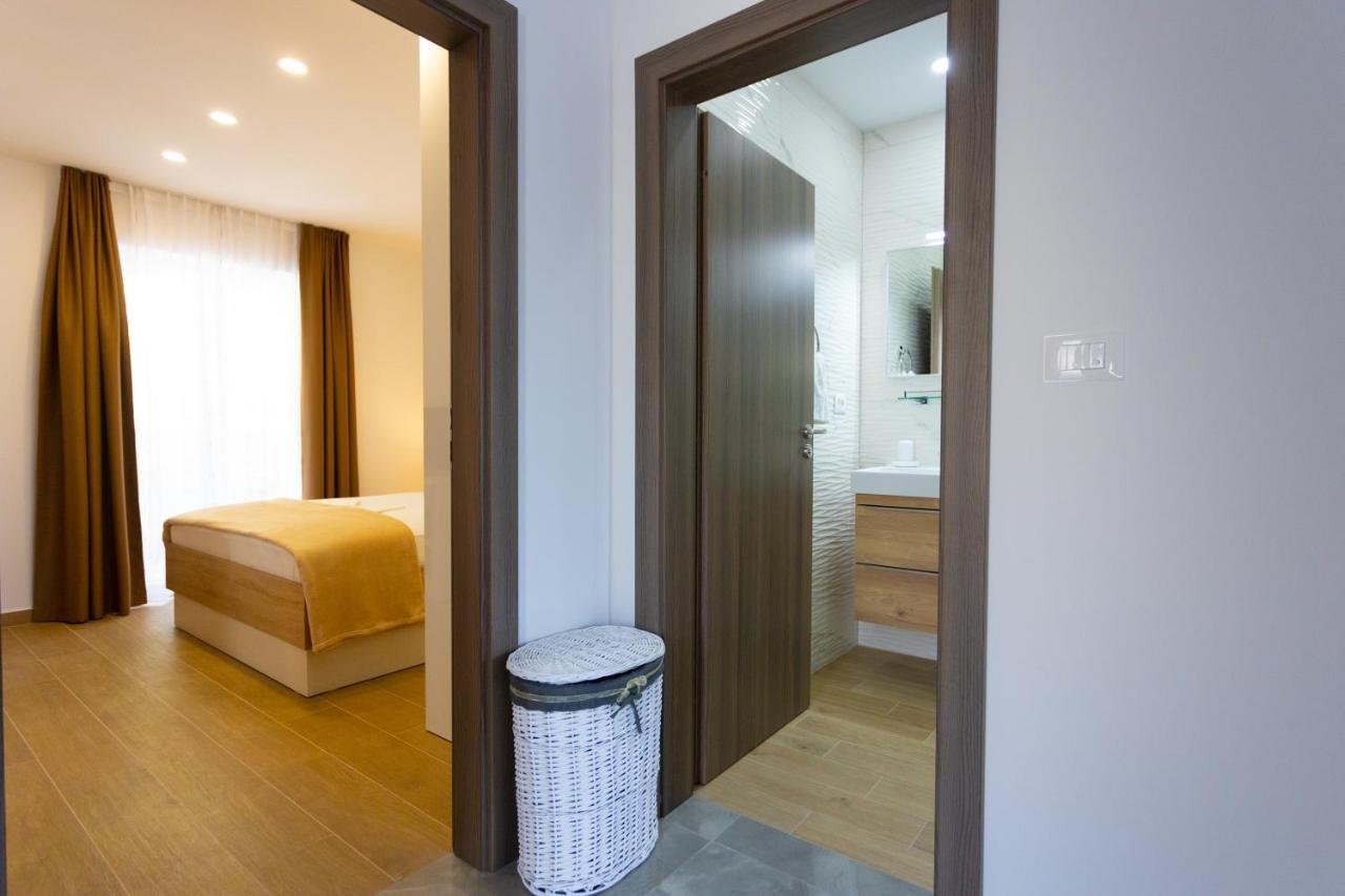 Apartments Vicin Brela Extérieur photo